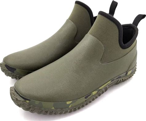 waterproof mud shoes slip on.